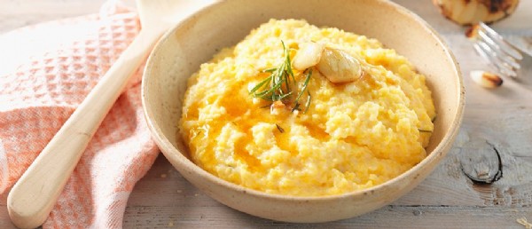 Polenta  Nasıl Yapılır? Evde Polenta Nasıl Yapılır? Polenta Tarifi